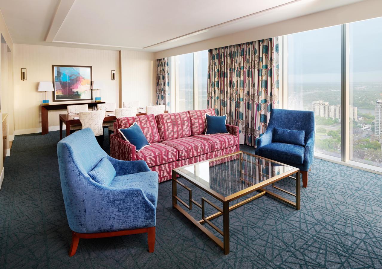 Отель Fairmont Austin Gold Experience Экстерьер фото